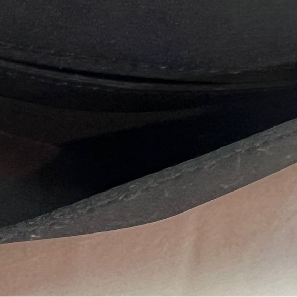 Reaction Kenneth Cole Small Handbag - Picture 12 of 14